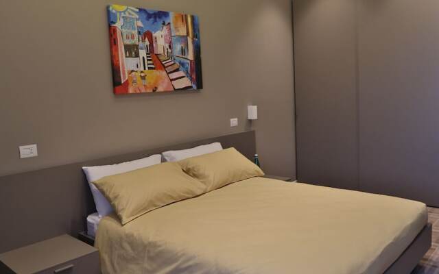 Piazza Italia  -  Rooms  for Rent