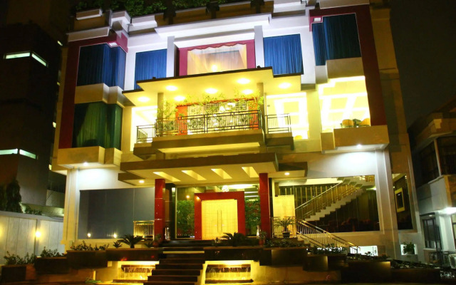 Sahati Hotel