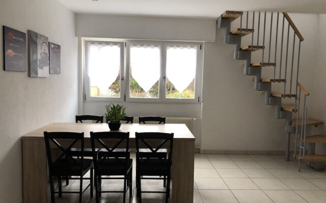 Duplex near Lycée Jean Mermoz