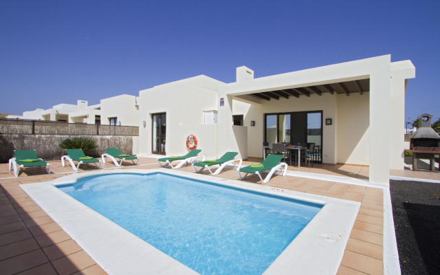Ereza Las Buganvillas Villas