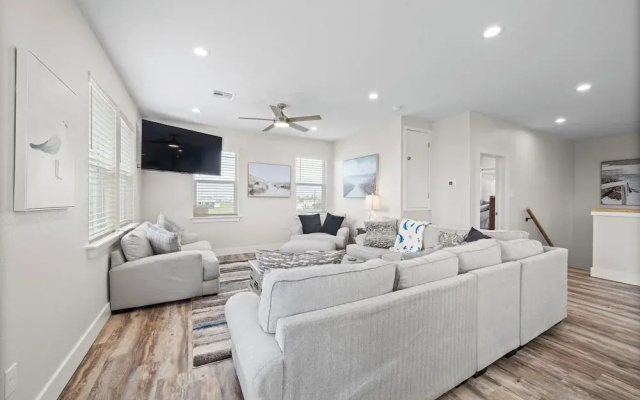 Coral Mountain by Ryson Vacation Rentals
