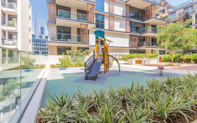 2BR City Walk B9 With Direct Pool Access