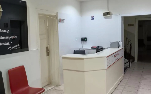 Hostelida