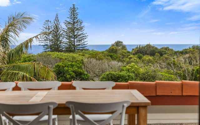 Peregian Beach Apartment