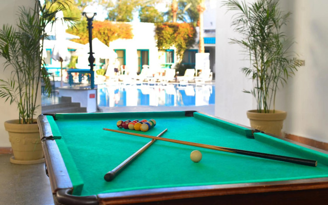 Falcon Hills Hotel