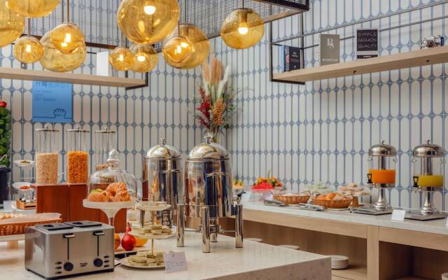 Holiday Inn Express Shanghai Hongqiao Linkong by IHG