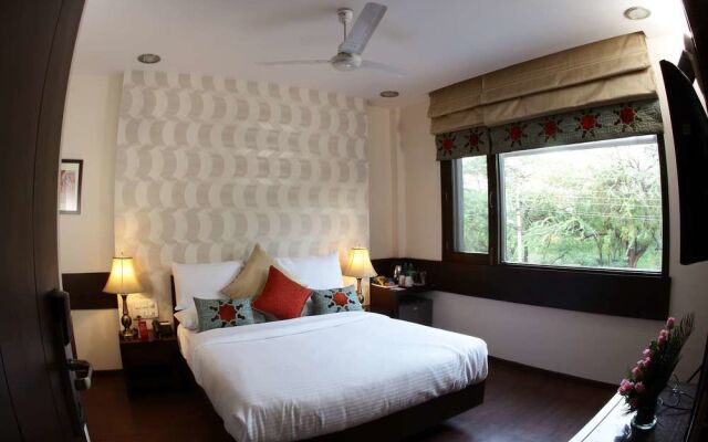 Stallen Suites Nehru Place by FabHotels