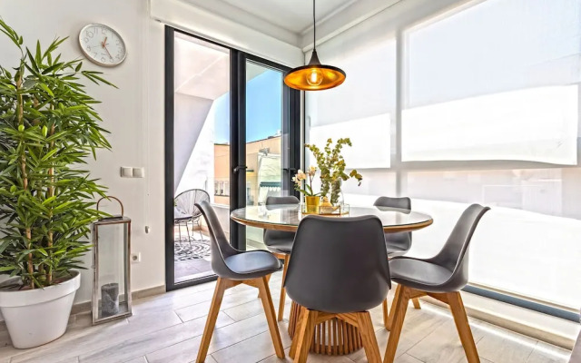 Genteel Home María Zambrano