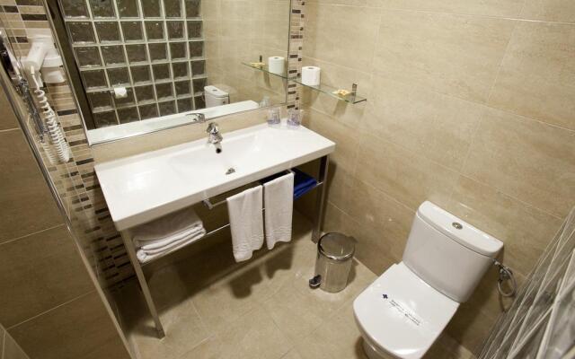 Hotel Los Arcos