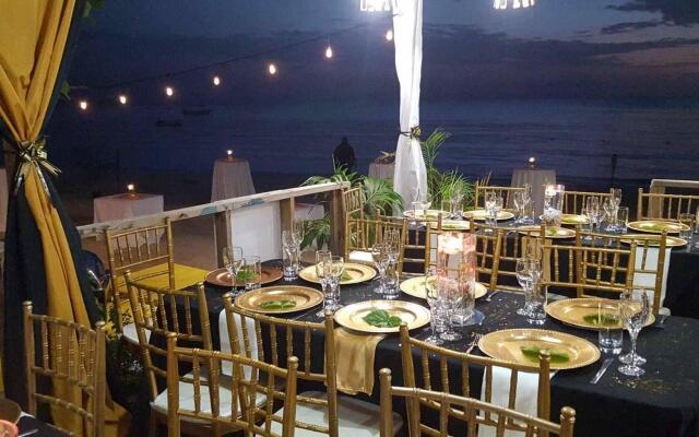Firefly Beach Cottages