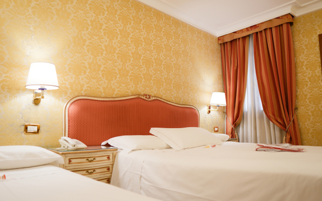Hotel Antiche Figure