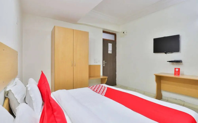 Infocity Club And Resort By OYO Rooms
