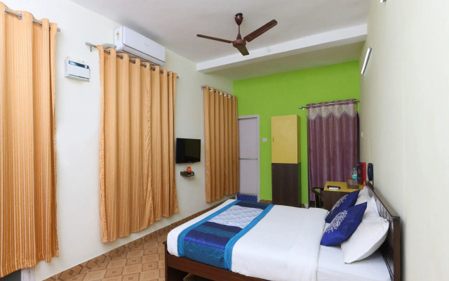 India Gate Par View By OYO Rooms