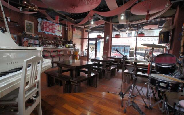 Music House Homestay
