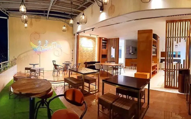 Arawa Traveller's Inn Makassar - Hostel