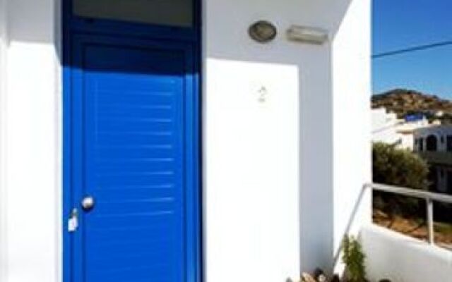 Anna Apartments & Studios