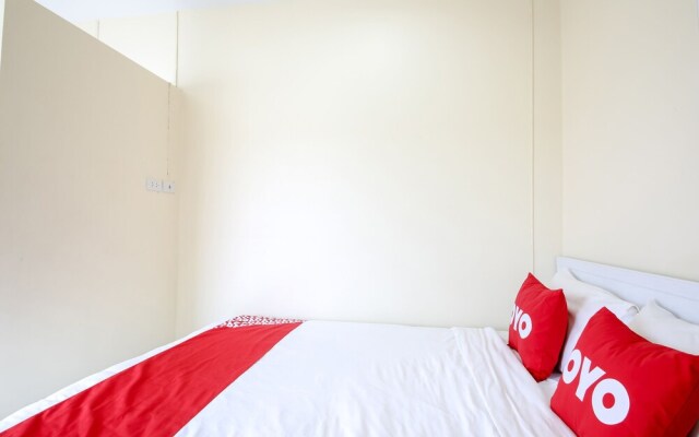 Oyo 368 Aoi Apartment