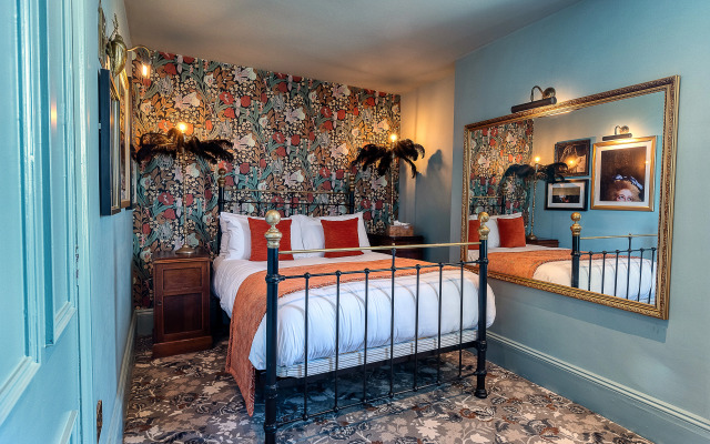 Clementine's Guest House