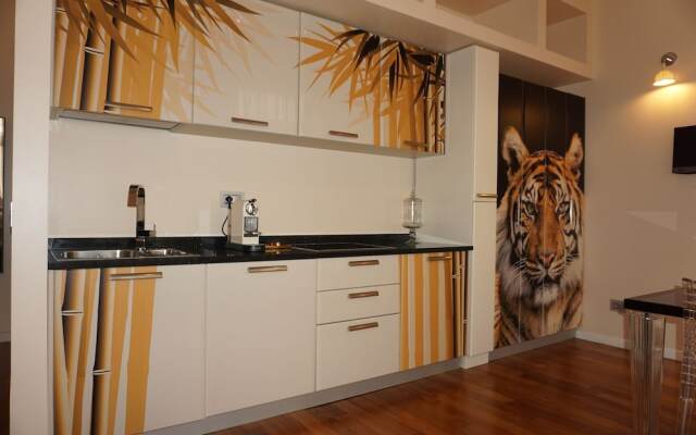 Gold Boutique Apartments