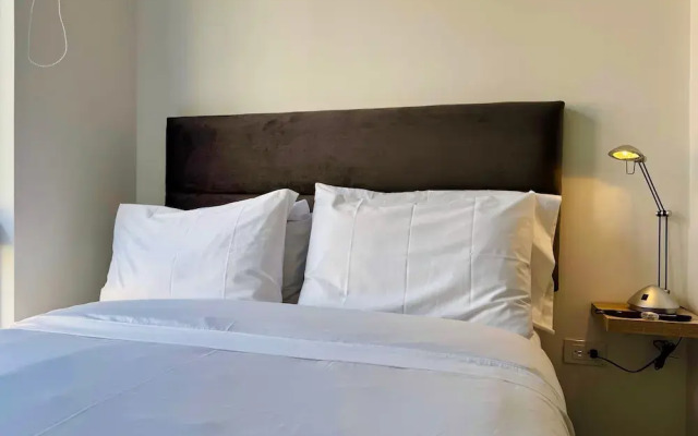 w Radiant 1BR in Santa Barbara