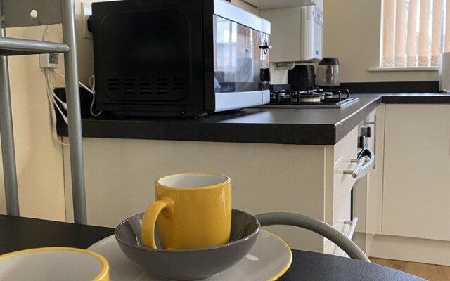 Luxurious Luton Town Centre Studio Apartment