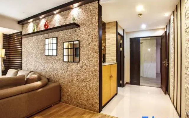 Luxurious 2-Bedroom Condo in Central Bangkok with Gym and Swimming Pool Room 2A