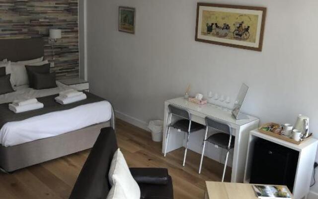 Hamilton Arms Suites