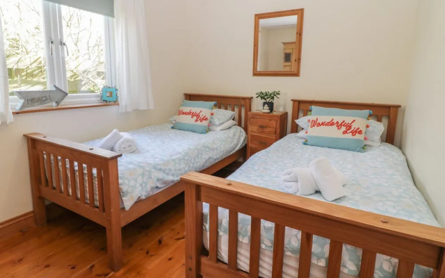 Honeysuckle Cottage