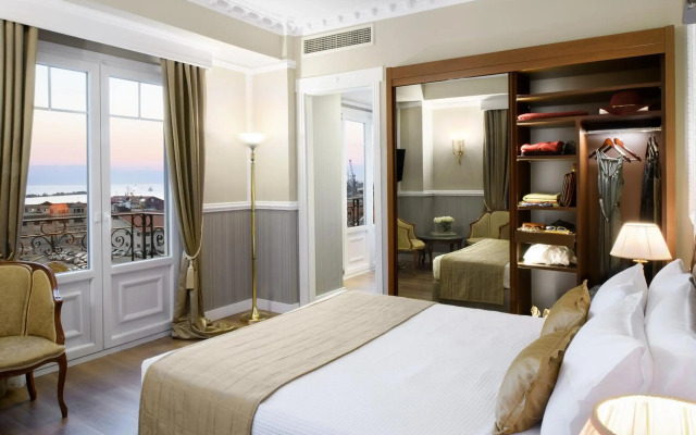 Mediterranean Palace Hotel