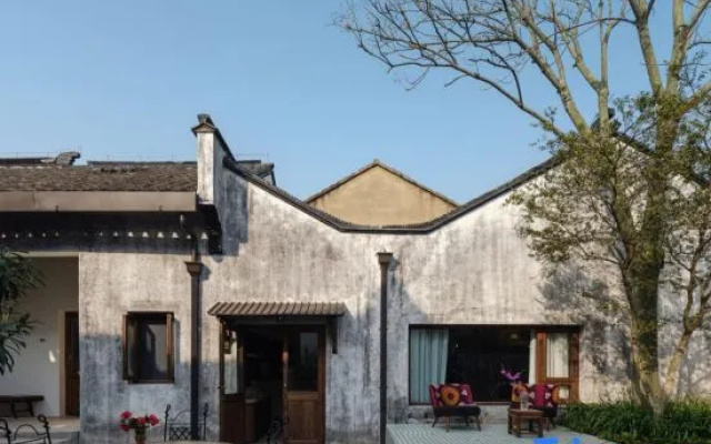 Cipo Zhenze Holiday Homestay