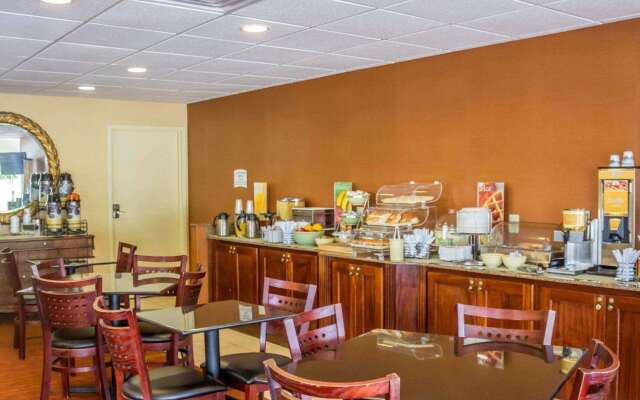 Quality Inn Waterbury East