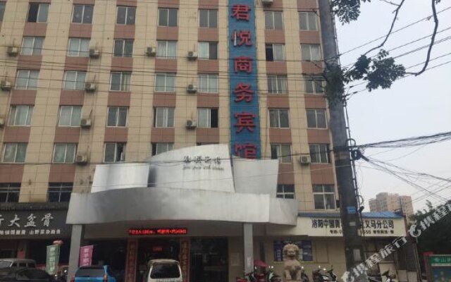 Junyue Business Hotel