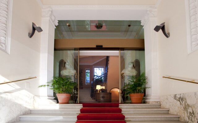 Aldrovandi Residence City Suites