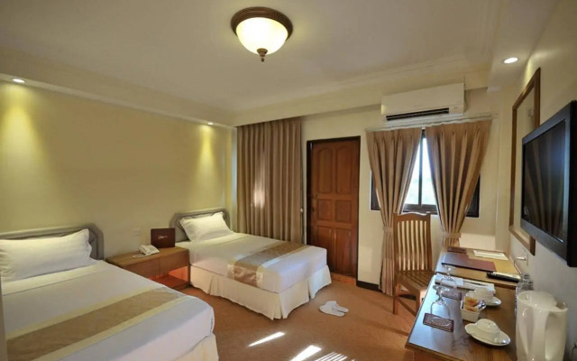 Royal Golden View Hotel