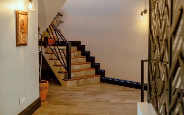 Nkosi Guest Lodge