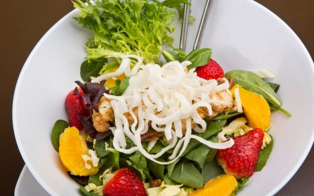 Crowne Plaza Louisville Airport Expo Ctr by IHG