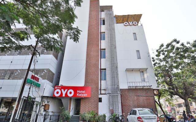 OYO 14837 Hotel Uberoi Anand