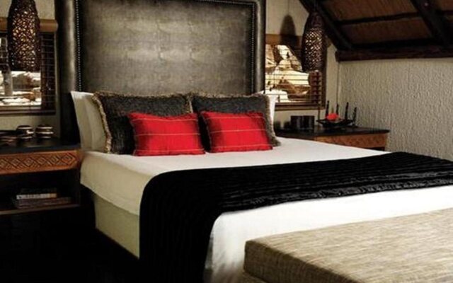 Tshukudu Bush Lodge
