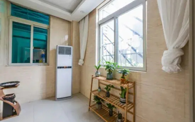 7 Days Premium Hotel (Guangzhou Olympic Sports Center Tangdong Subway Station)