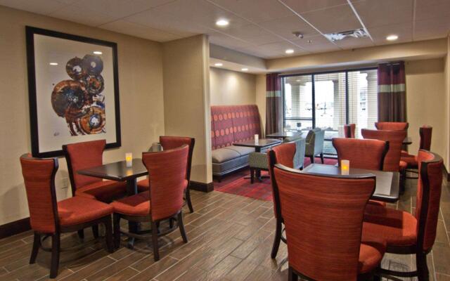 Hampton Inn Columbus-South