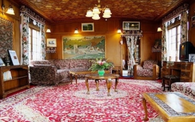 Akbar Group Of Heritage Houseboats