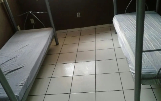 Alojamento PBH - Hostel