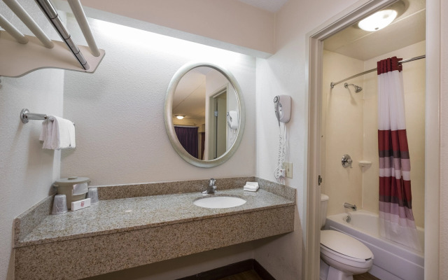 Red Roof Inn Hickory