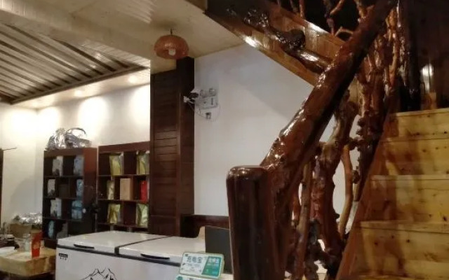 Unique Homestay with Ancient Title in Furong Town