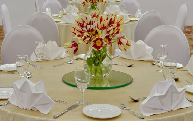 Golden Tulip Srinagar