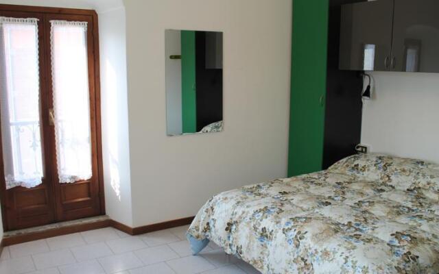 Balcone Sul Lago