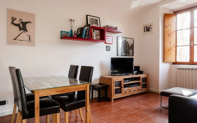 Casa Fiamma in Rome With 1 Bedrooms and 1 Bathrooms