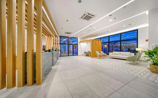 Отель Broncemar Beach Suites