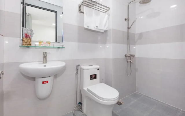 OYO 942 Cuong Hai Apartment