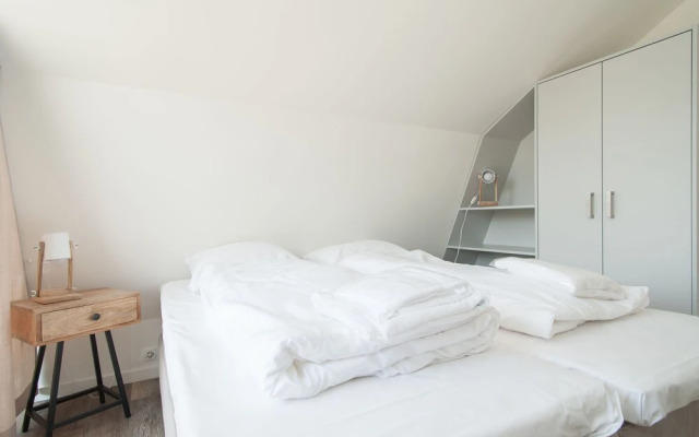 Stunning Villa in Egmond aan Zee near Sea